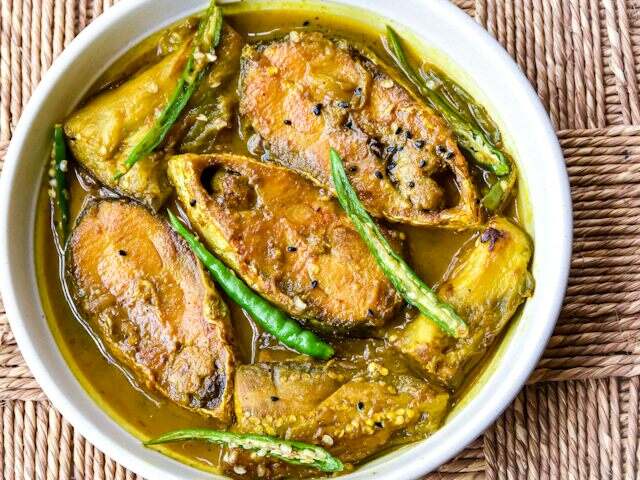 ভাত, রুই মাছের ঝোল